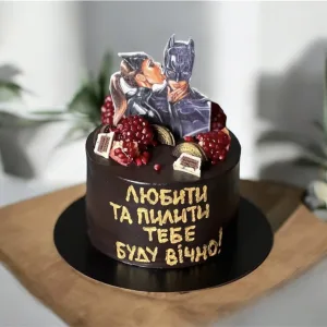 Торт с бэтмэном и женщиной кошкой . 1.5 кг